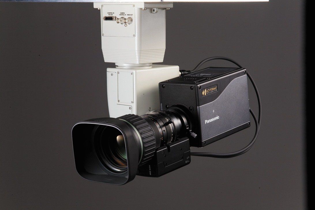 Panasonic Videocamere: Panasonic AK-HC1500 Multi format HD camera mit Roboterkopf – Usato da Rheineck venduto da FMPTV 3