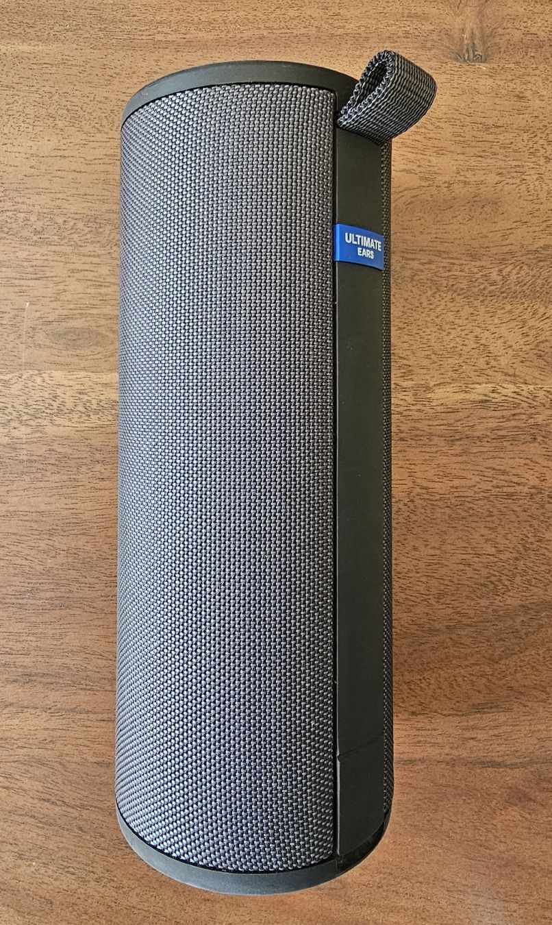 Ultimate Ears Lautsprecher: UE Boom 3 Bluetooth-Lautsprecher – Gebraucht aus Volketswil von ruffy05 1