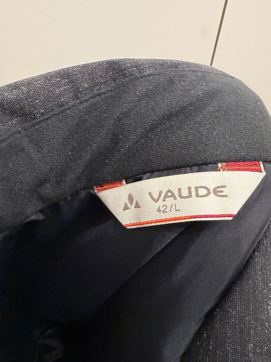Giacche: Vaude Damen Jacke Grösse 42/L – Nuovo (secondo la descrizione) da Winterthur venduto da ca__tj5n 5