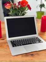 Apple MacBook Air 13"Model A1466