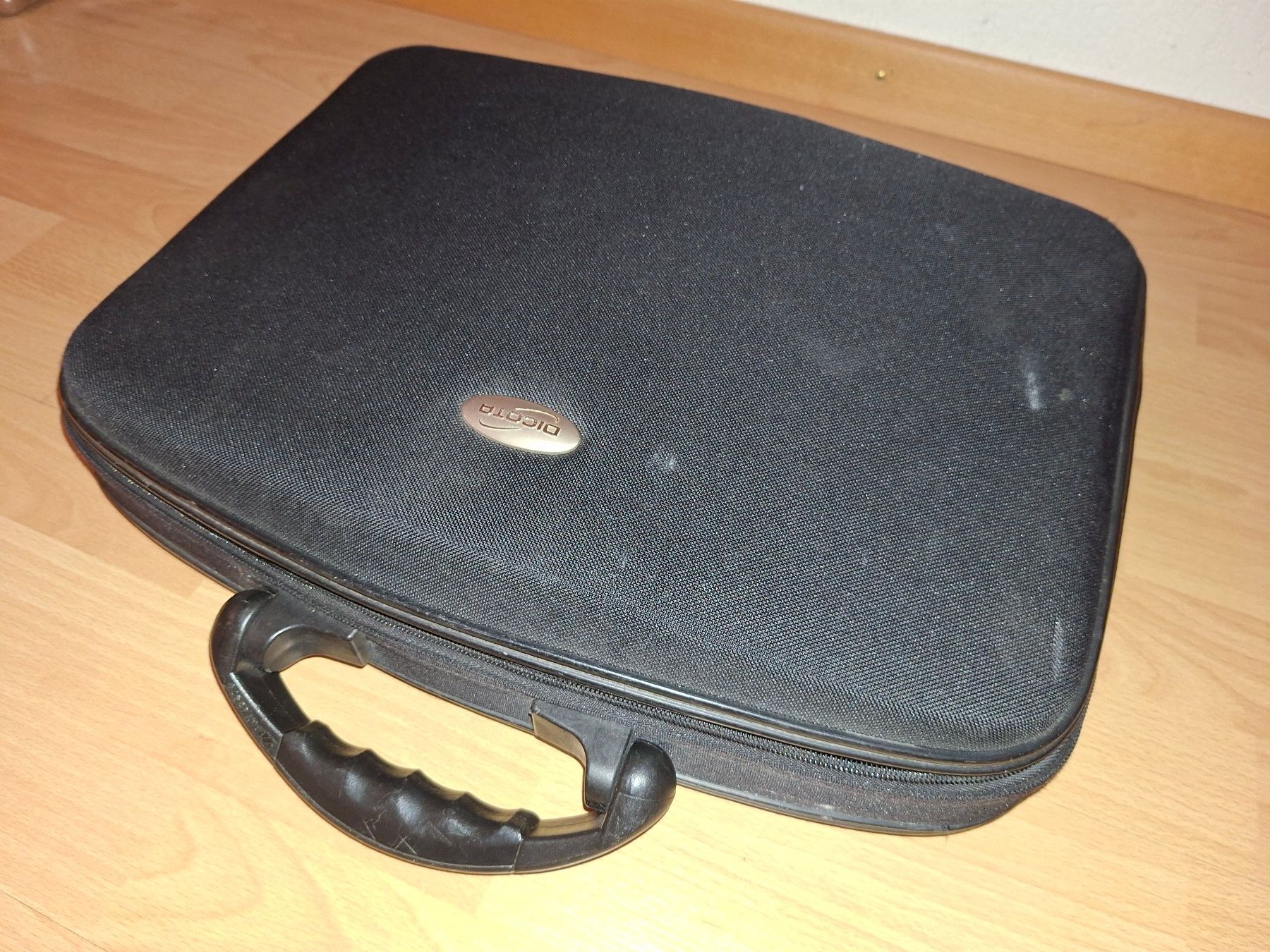 Onitsuka Taschen: Dicota Laptoptasche schwarz Zustand gut – Gebraucht aus Reitnau von Pfurli 1