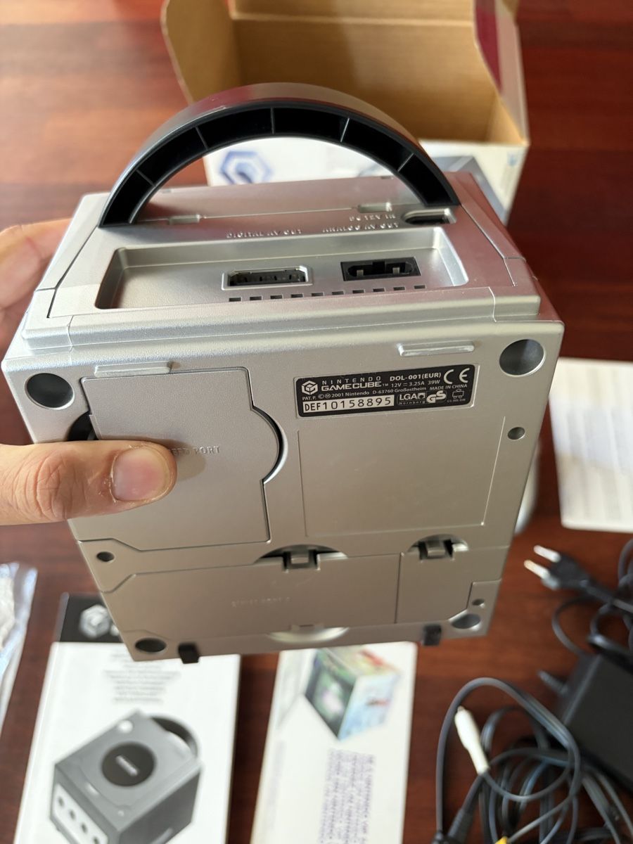 Nintendo Console: Gamecube - Limited Edition Platinum - OVP - Top Zustand – Usato da Baden venduto da tob_t8gw 4