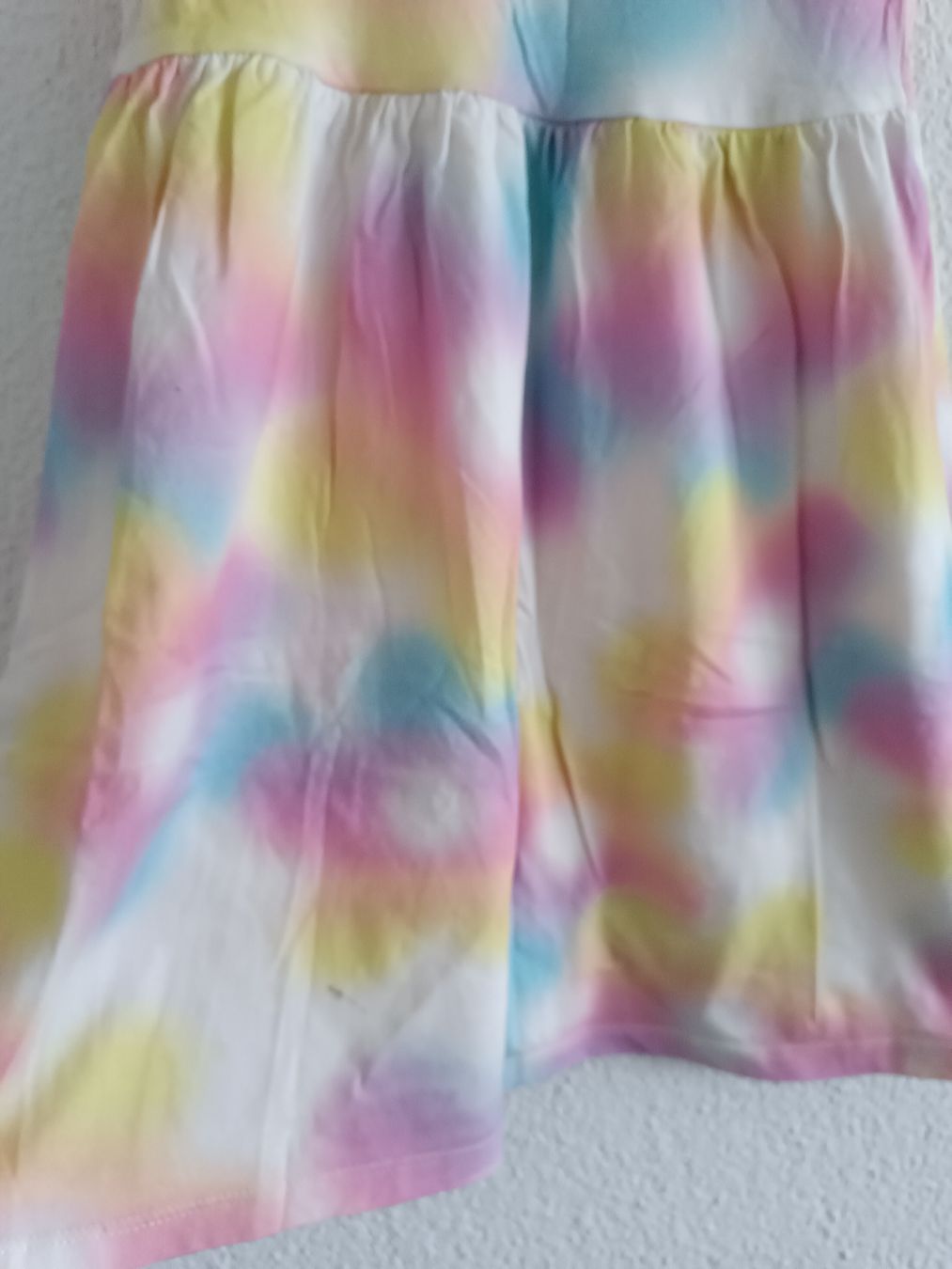 H&M Vestiti & Gonne: Kleid / Rock Mädchen Gr 122 / H&M – Usato da Binz venduto da julijuli 3