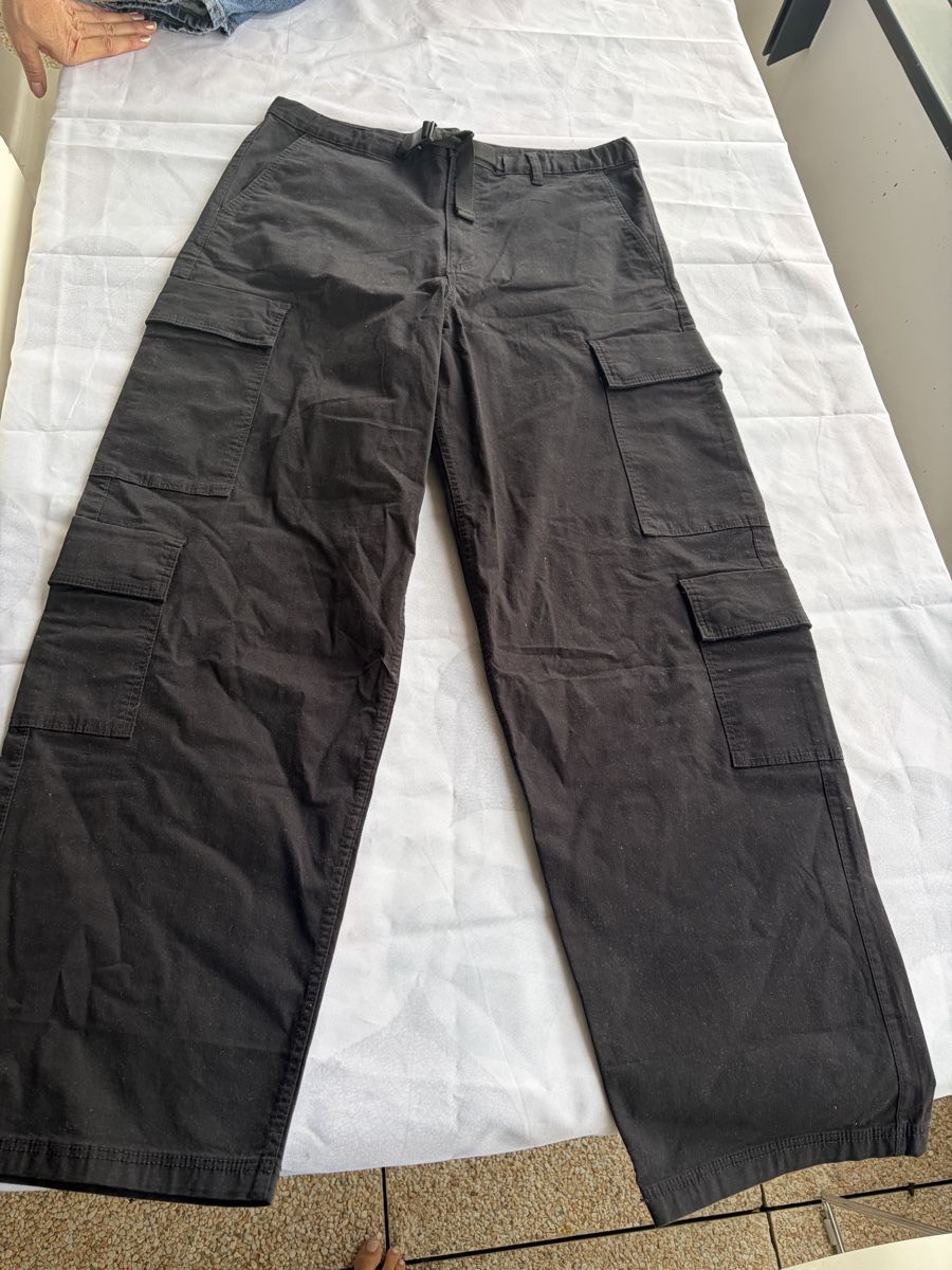 H&M Pantaloni: Cargo noir Homme H&M – Usato da Pully venduto da ari_78pk 4