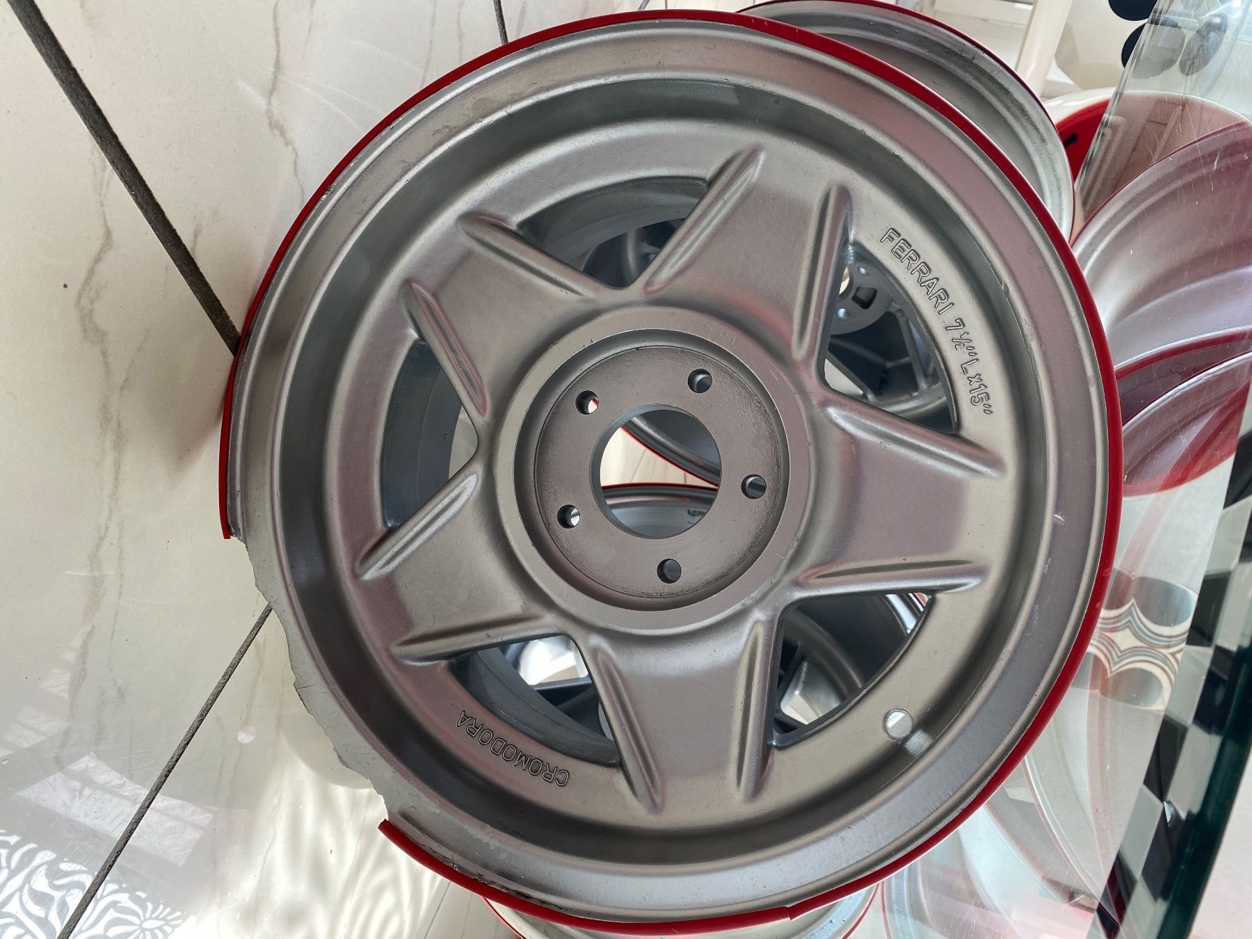 Tutte le decorazioni: Unique déco Ferrari – Usato da Biel/Bienne venduto da dc_girl8 8