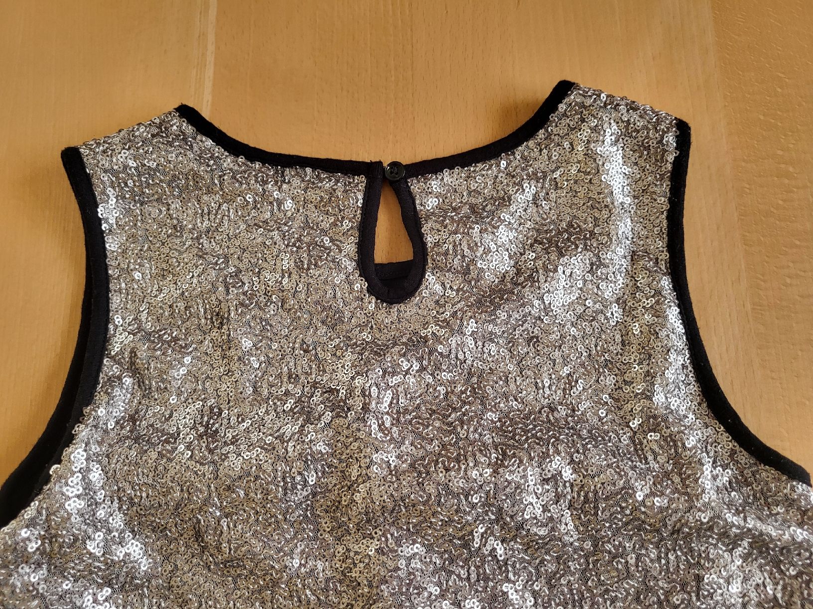 C&A Vestiti & Gonne: Pailletten Kleid Gr. 146 – Usato da Dürrenäsch venduto da DanaW01 6