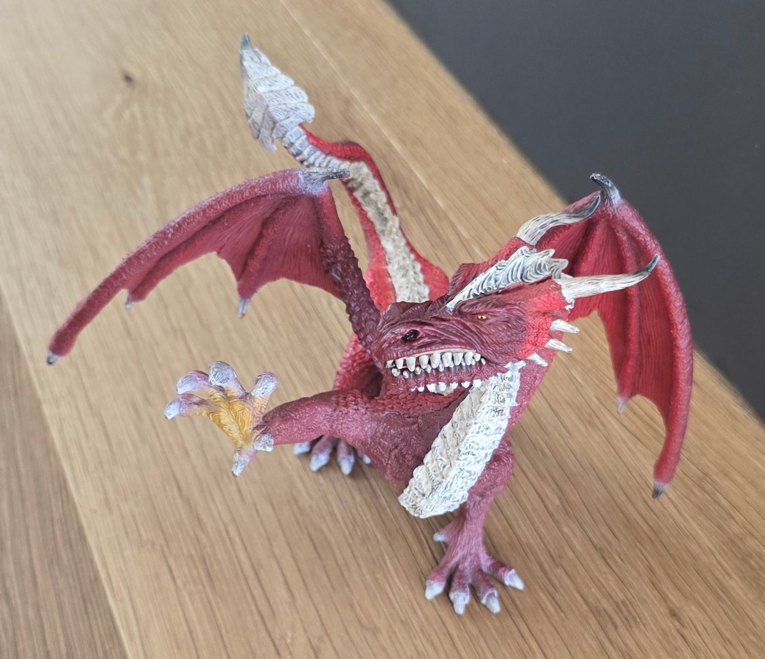 Giocattoli: Drache Spielzeugfigur – Usato da Bubendorf venduto da Landrover 1