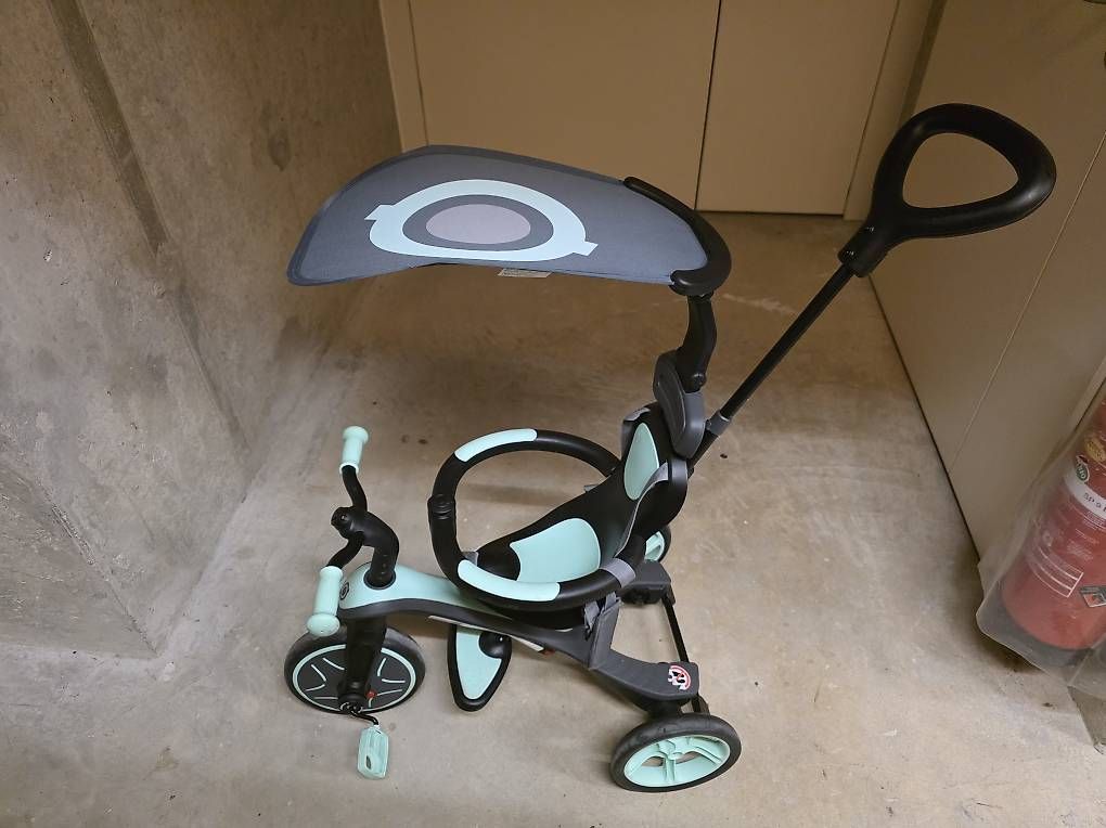 Veicoli per bambini: Tricycle évolutif Explorer Globber 4en1 – Usato da Le Mont sur Lausanne venduto da V-Star980 1