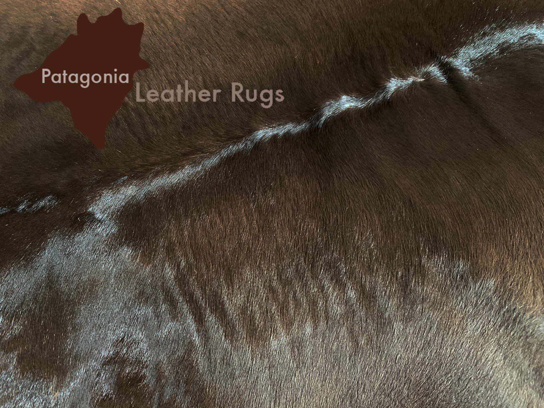 Tappeti: echtes Kalbfell dark Brown – Nuovo e nell'imballaggio originale da Arbedo venduto da patagonialeatherrugs 1
