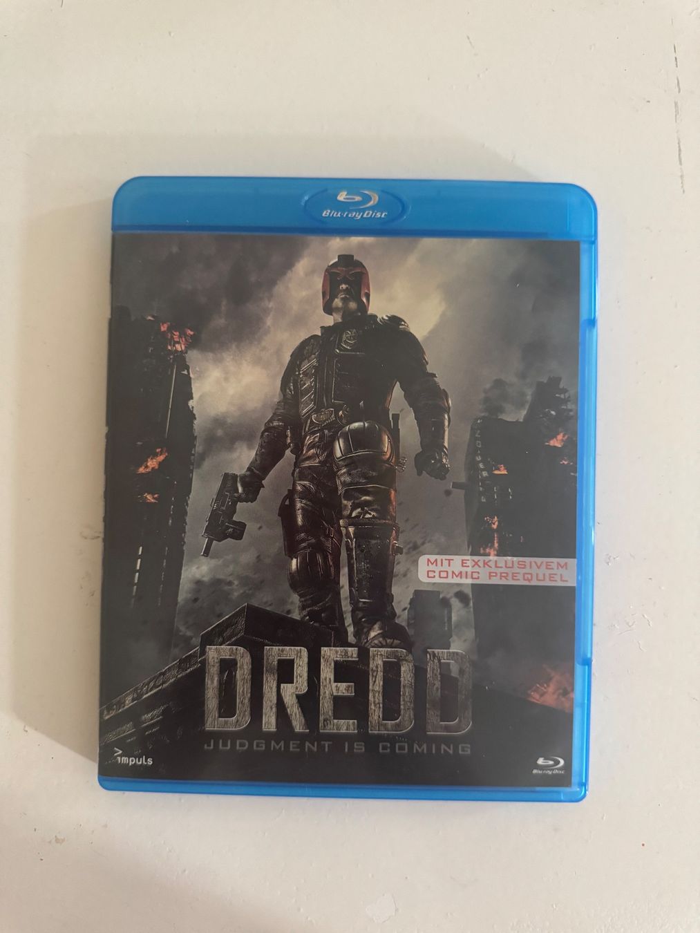 Tous les DVDs: DREDD. /2012.  (BLU-RAY) – D'occasion à Basel par san_2qlq