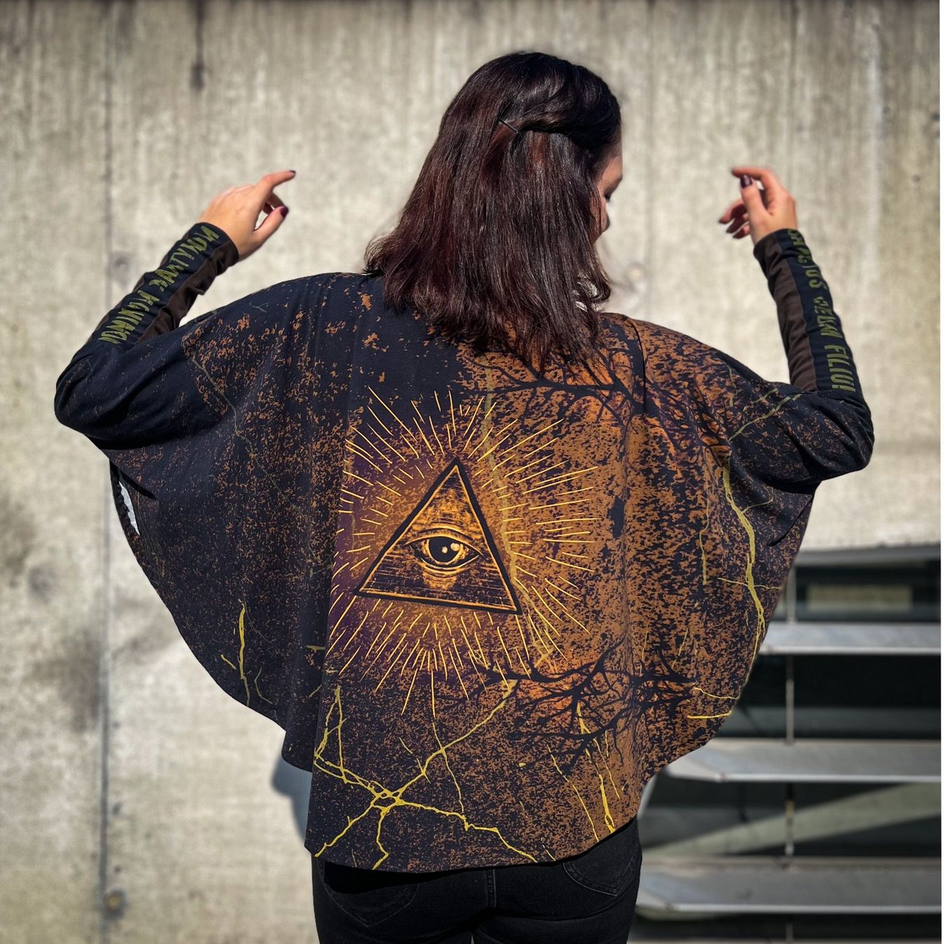 Tessuti: Panel "Illuminati" French Terry 200 x 150 cm – Nuovo e nell'imballaggio originale da Wiesenberg venduto da mountain-merch 4