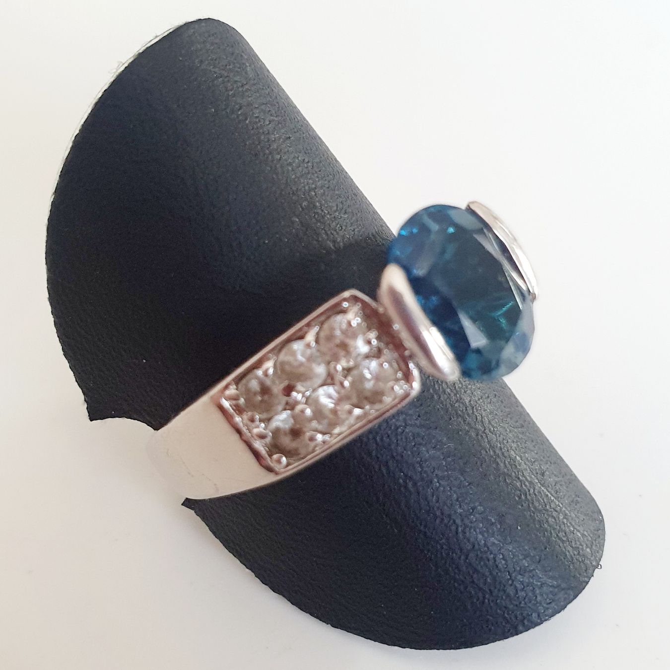 Ringe: Silber Ring mit Zirkonia, 925 Silber, Gr. 18.3 mm, – Gebraucht aus Kreuzlingen von Wunderkiste123 4