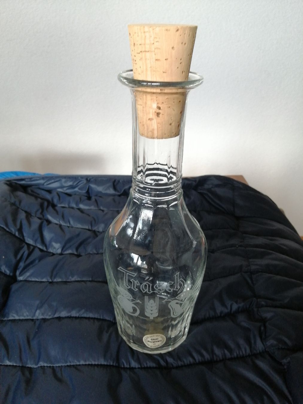 Glasi Hergiswil Karaffen: Träsch Karaffe Glas Hergiswil mit Korkverschluss – Neu (gemäss Beschreibung) aus Honau von holunder3
