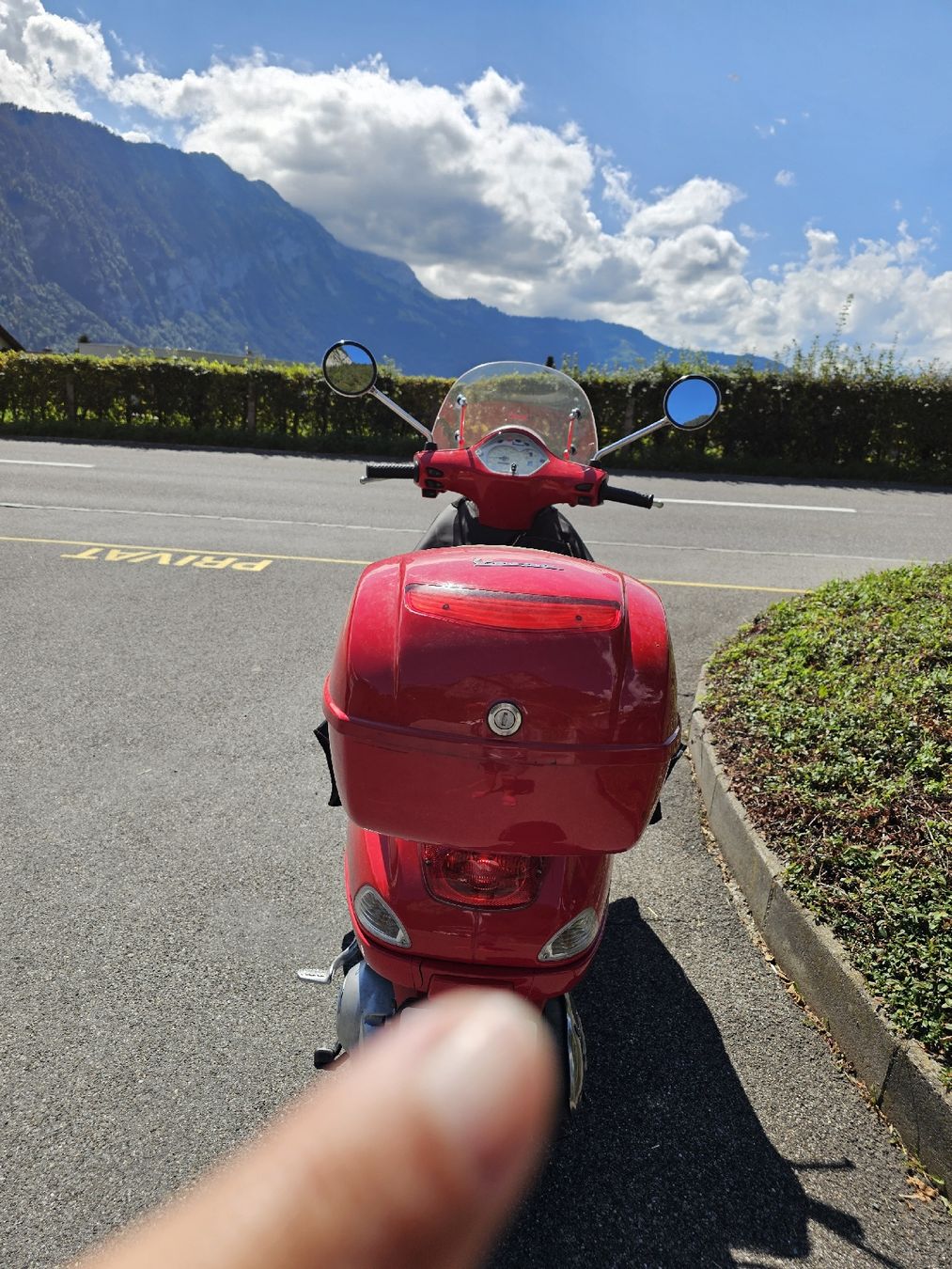 Vespa Scooters: Vespa LX 125 – D'occasion à Unterseen par Mabsie7084 8