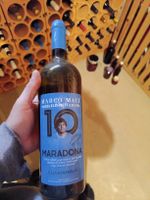 Weinflaschen Weisswein Diego Maradona