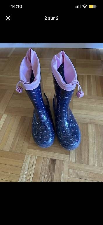 Chaussures filles: Bottes de pluie taille 35 – D'occasion à Morges par flo_68sd 1