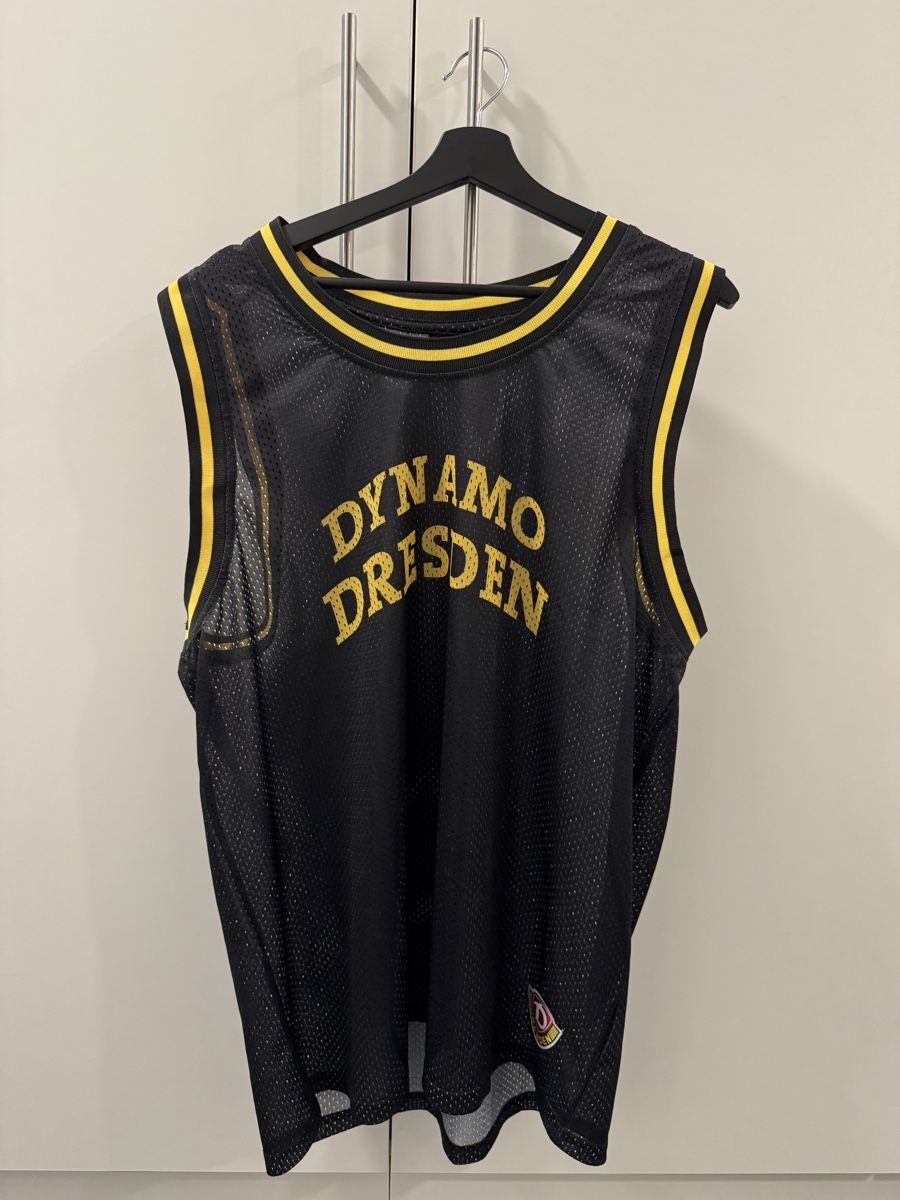 Dynamo Dresden Canottiere & Pantaloni: Tanktop Dynamo Dresden schwarz Grösse XXL – Usato da Biberist venduto da etesummer
