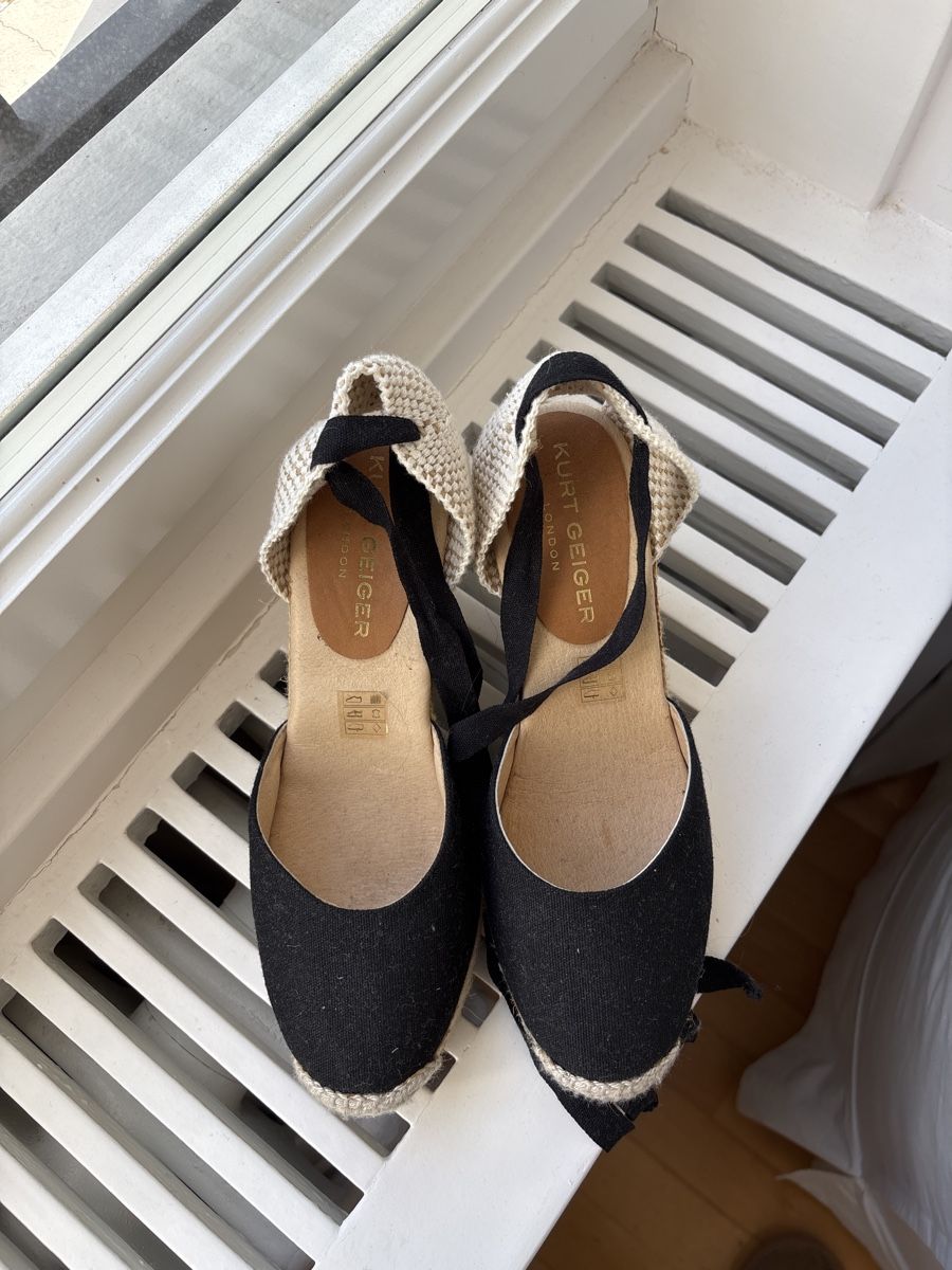 Kurt Geiger Scarpe da donna: Kurt Geiger Espadrille Wedges – Nuovo (secondo la descrizione) da Zürich venduto da Flo021000 1