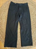 Blaue Hose von Cos aus 74 % Wolle