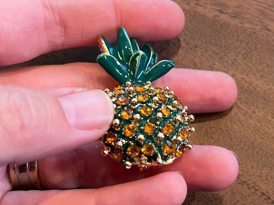 Spille & Fermagli: Ananas Brosche (Strass ) – Nuovo e nell'imballaggio originale da Gams venduto da Mariawicca 4