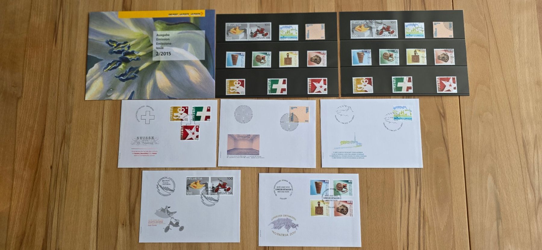 Tutti i francobolli: CH-Briefmarken Jahresausgabe 2015 – Nuovo (secondo la descrizione) da Wettswil venduto da Schnuebe 2