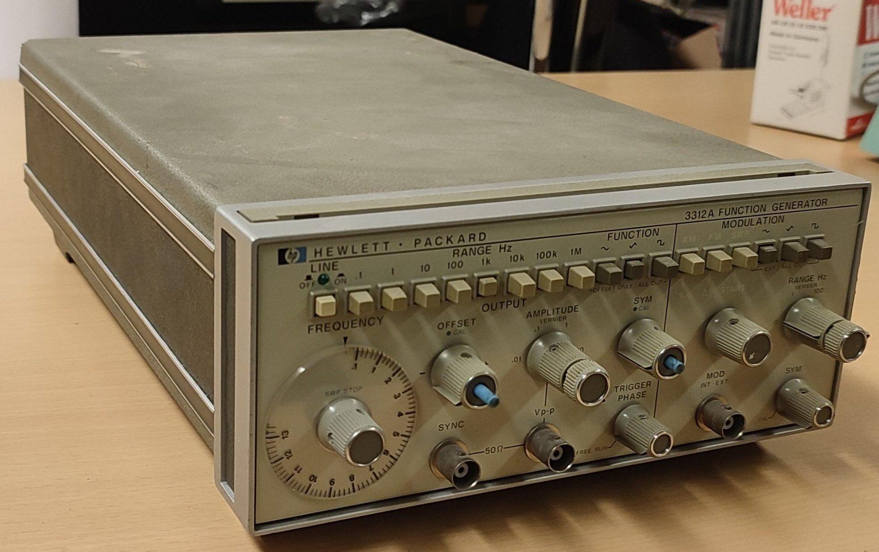 Hewlett Packard Messen: Hewlett Packard 3312A Function Generator – Gebraucht aus Zürich von Sherman 2