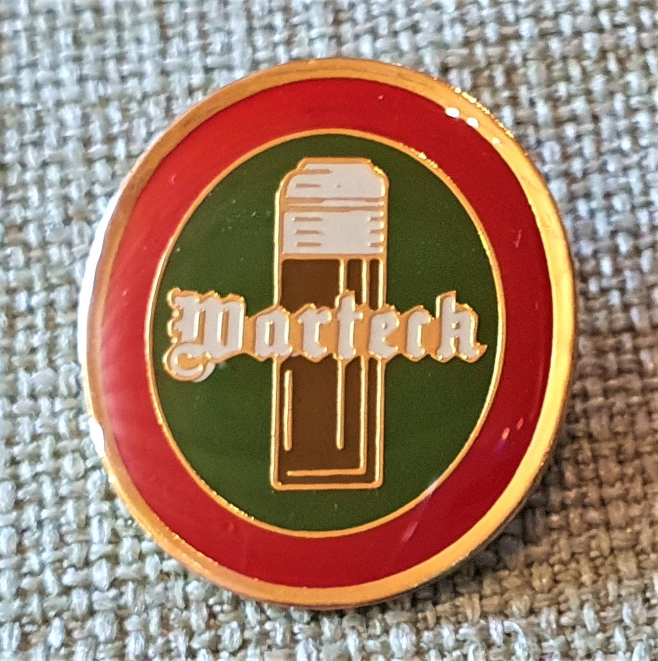 Placchette & Badge: J960 - Pin Bier Warteck Basel – Usato da Reinach BL venduto da Boston-Verkauf