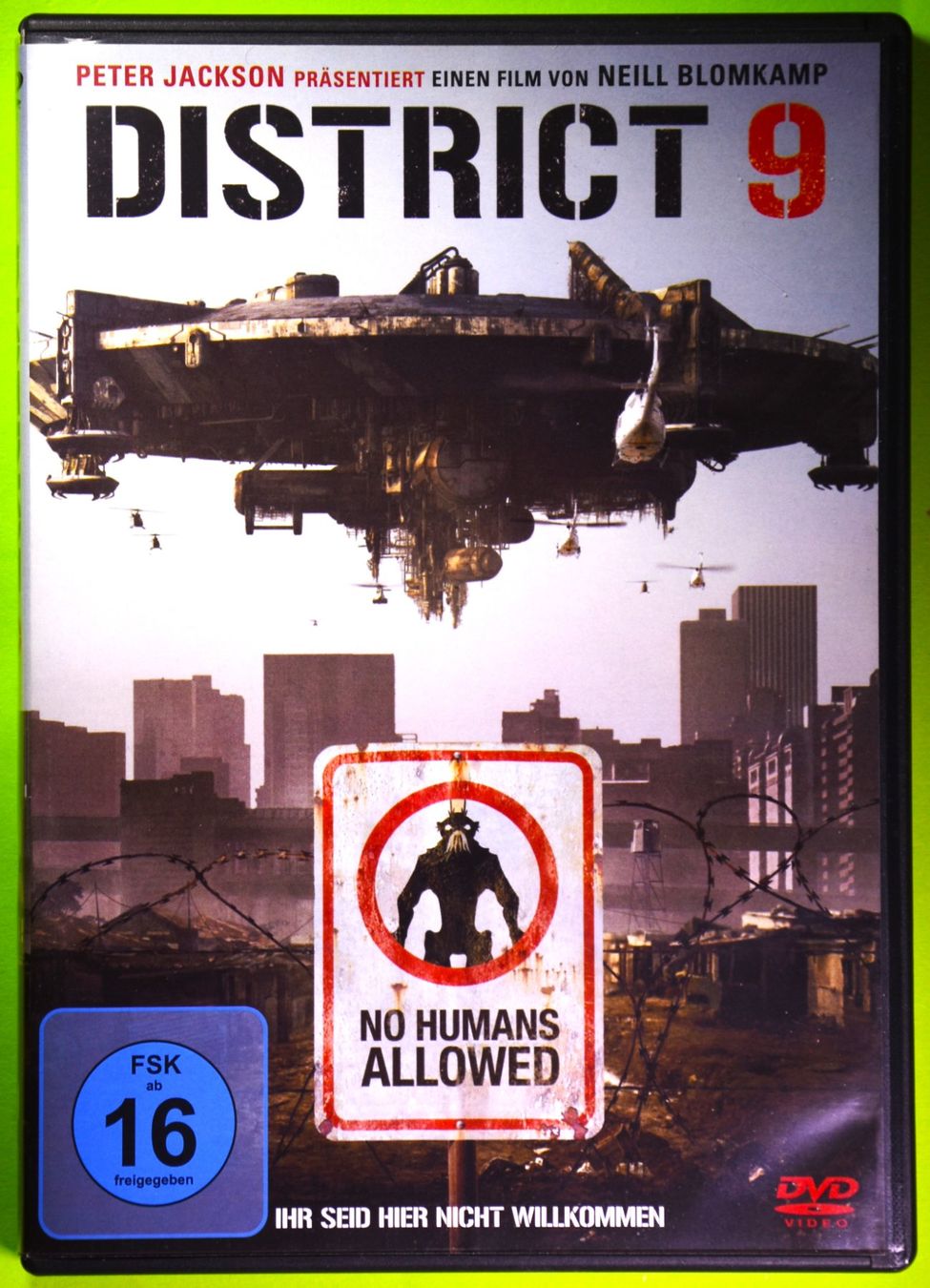 Tutti i DVDs: DISTRICT 9  /  INVASION DER AUSSERIRDISCHEN – Nuovo (secondo la descrizione) da Luzern venduto da piro12