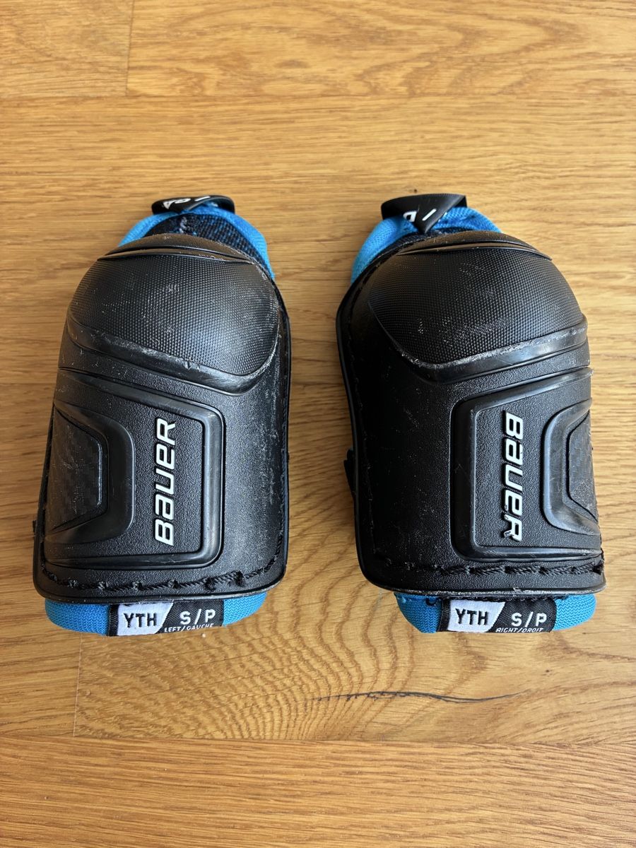 Bauer Schutz & Schoner: Bauer YTH Ellbogenschoner Small – Gebraucht aus Maur von ric_rkt2