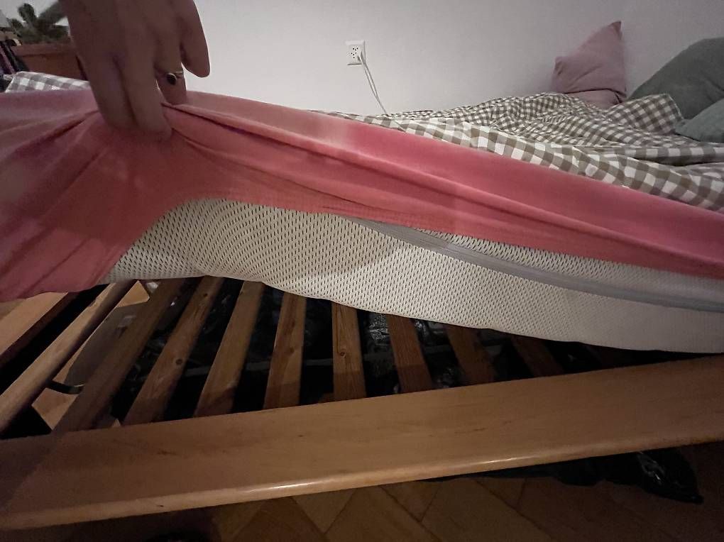 Letti: Bett gestellt und Matratze 140 x 200  – Usato da Basel venduto da len_hx7l 1