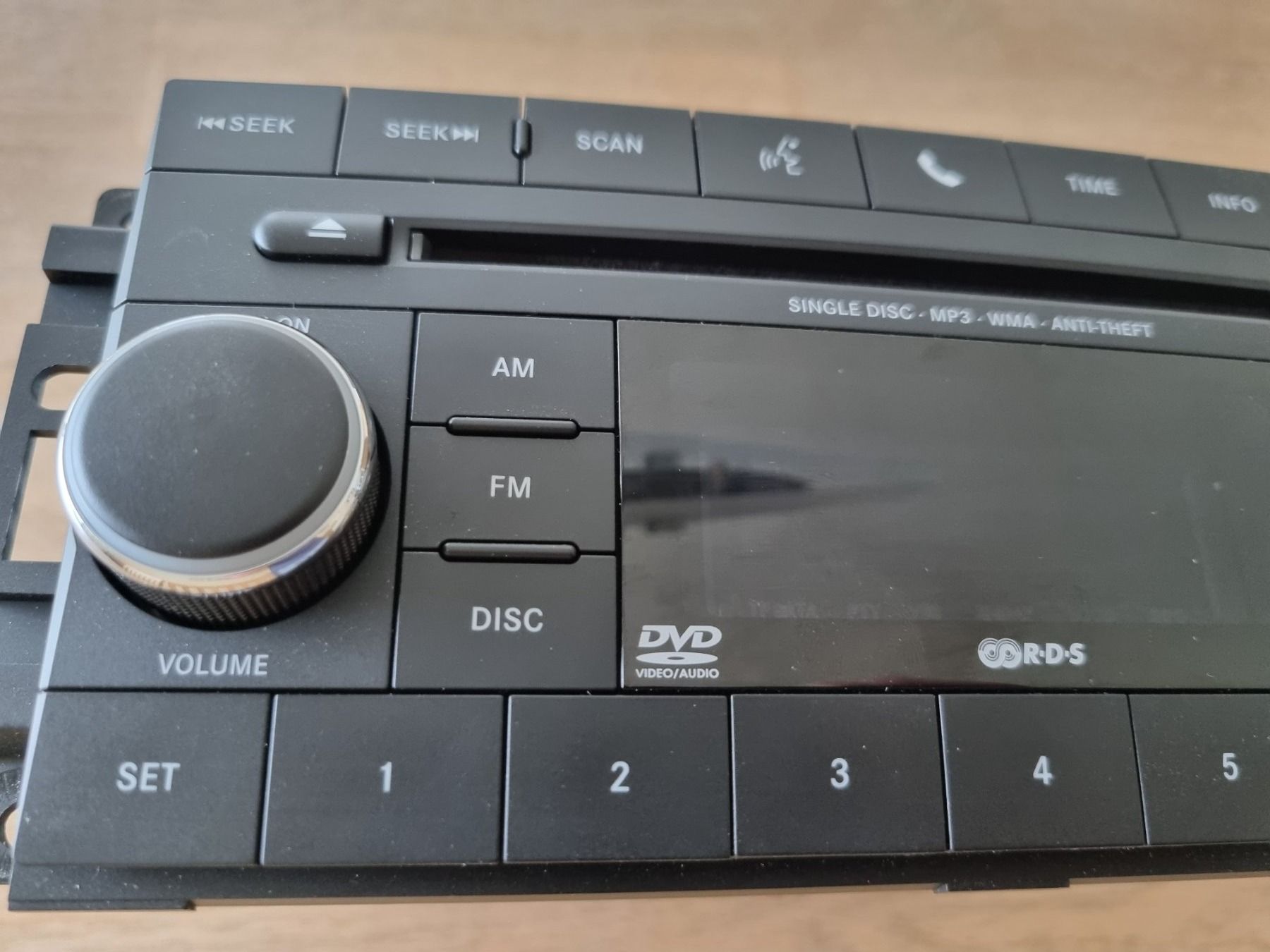 Radio: Chrysler Autoradio – Usato da Thun venduto da Topmat 6