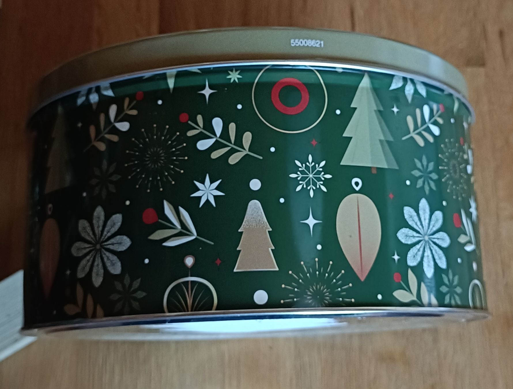 Recipients et similaires: boîte à biscuits  – D'occasion à Glovelier par rus_jk5v 1