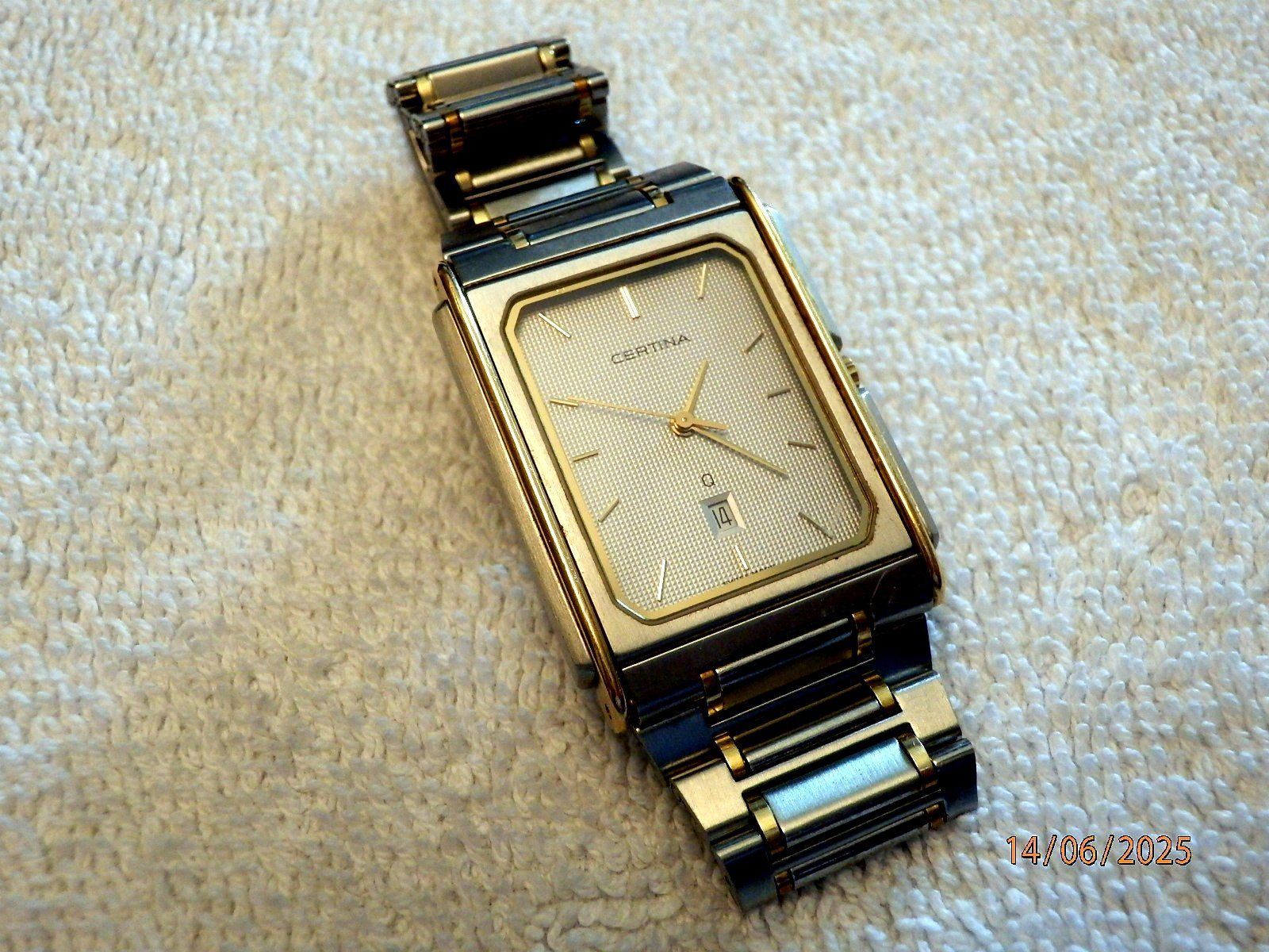 Certina Orologi: Certina, Quartz, Gehäuse + Armband mit Goldelemente, 27 x 37 – Usato da Ueberstorf venduto da dinbau