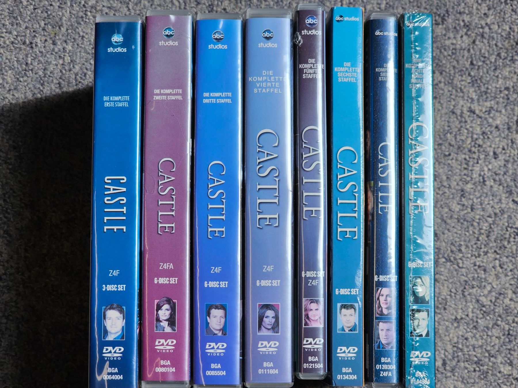 Tutti i DVDs: CASTLE - komplette Serie – Usato da Niederglatt ZH venduto da Grx5 1