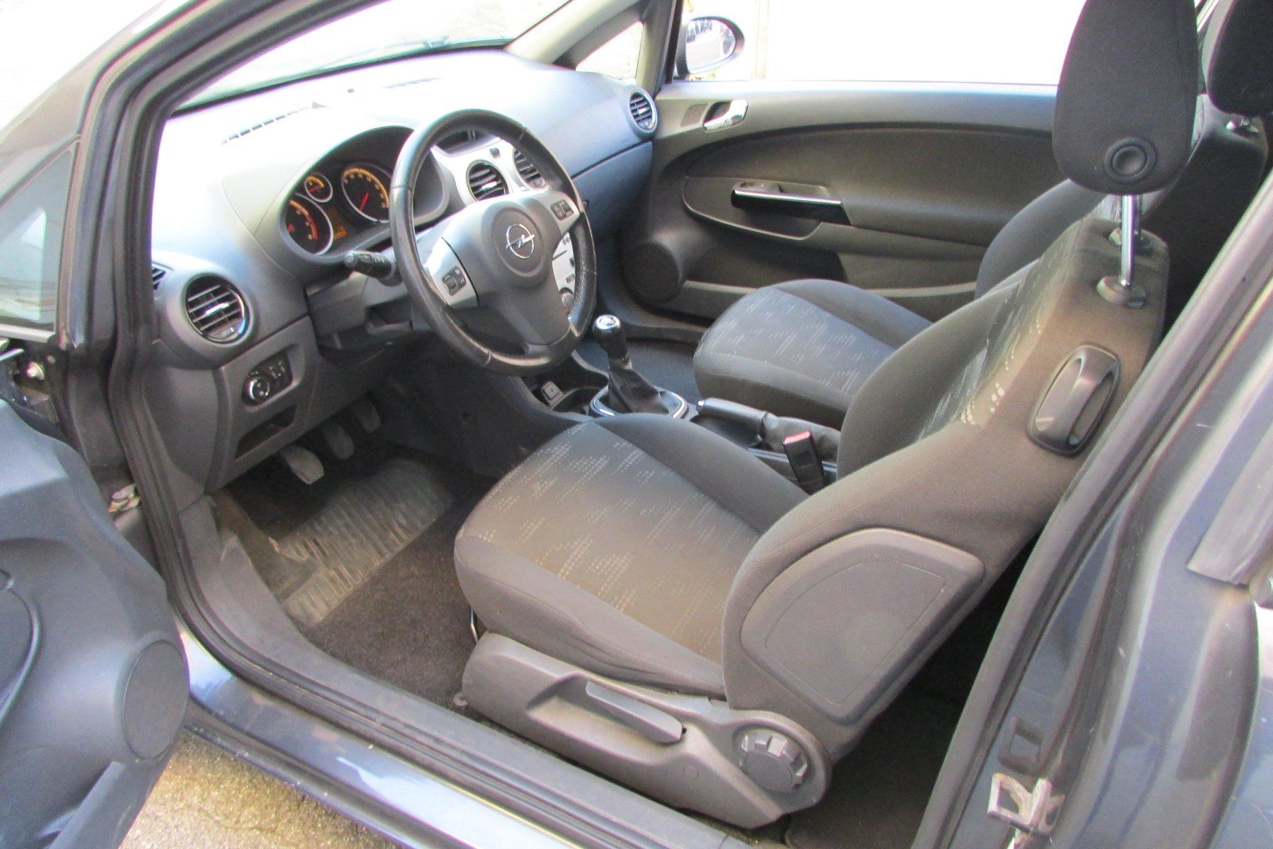 Opel Automobili: Opel Corsa D 1.4 – Usato da Emmenbrücke venduto da Zoll58 6