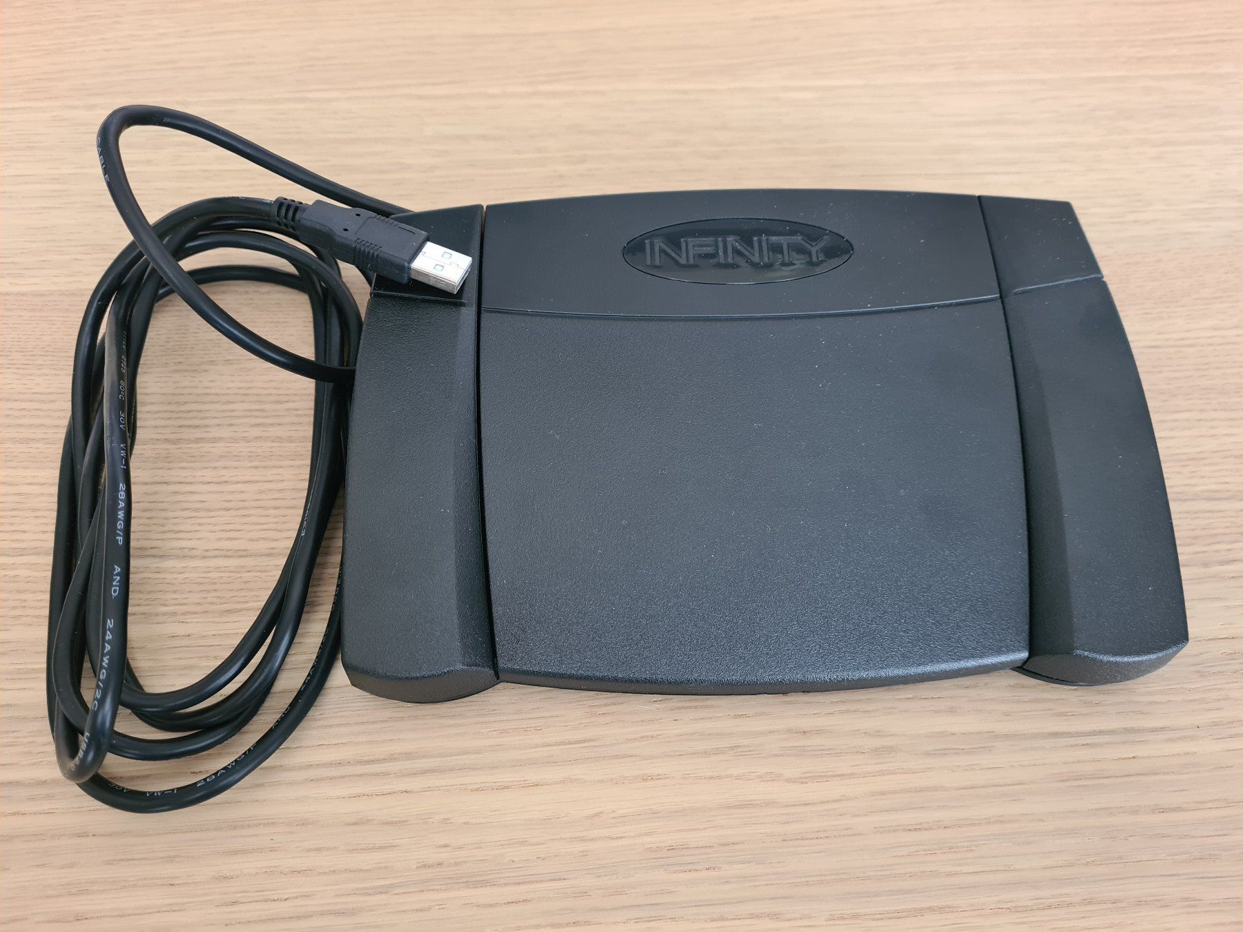 Tutte le macchine: Infinity IN-USB-2 Fusspedal – Usato da Zürich venduto da Agios