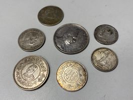 LOT Silber-Münzen ganze Welt 107gr. //i735