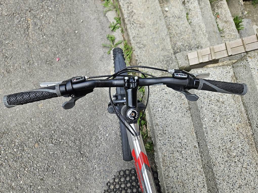 Velos: Bike Velo – Defekt aus Sisikon von bryke 2