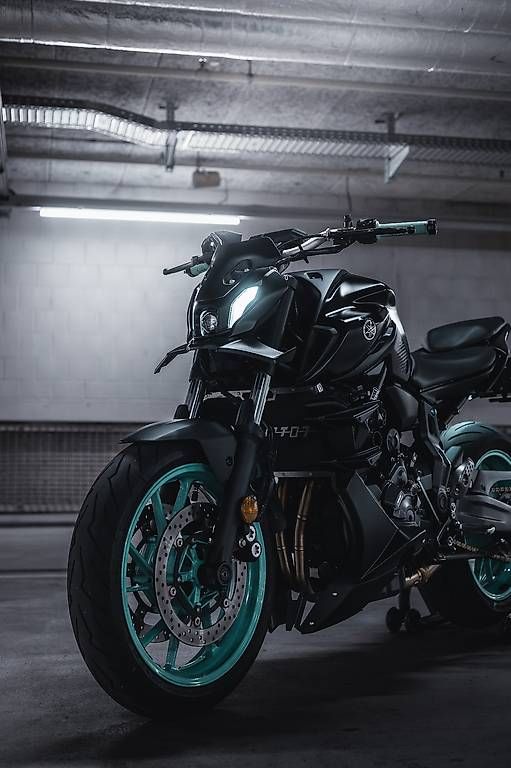 Yamaha Strada: Yamaha MT07 2022 – Usato da Laufen venduto da stu_5br9