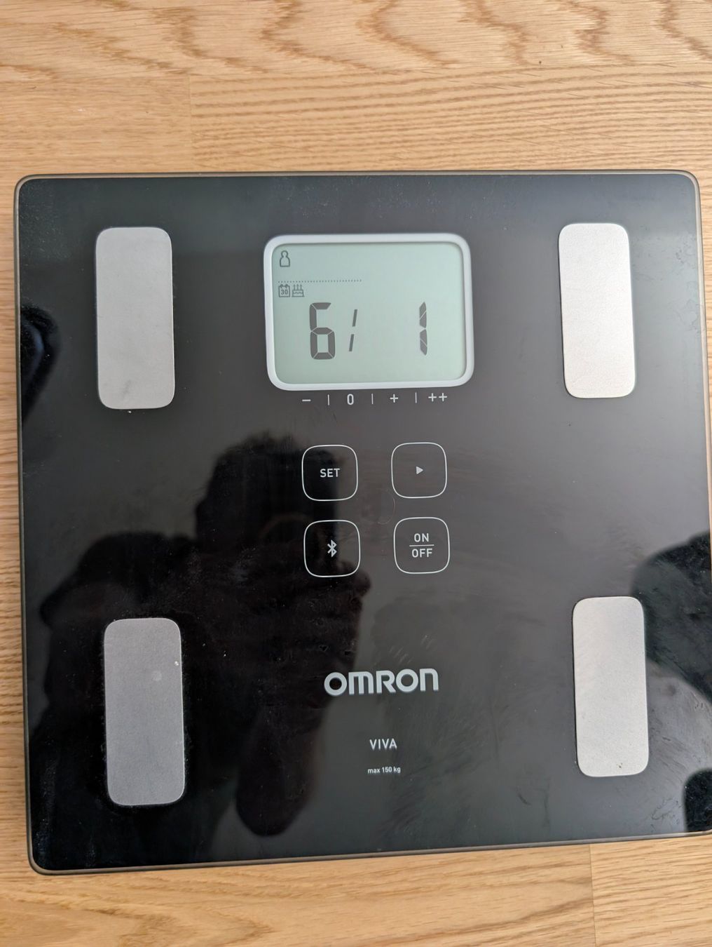 Bilance pesapersone: Omron VIVA Smart Body Composition Scale–Bluetooth / Body Fat – Usato da Luzern venduto da DrSharvit1982 2