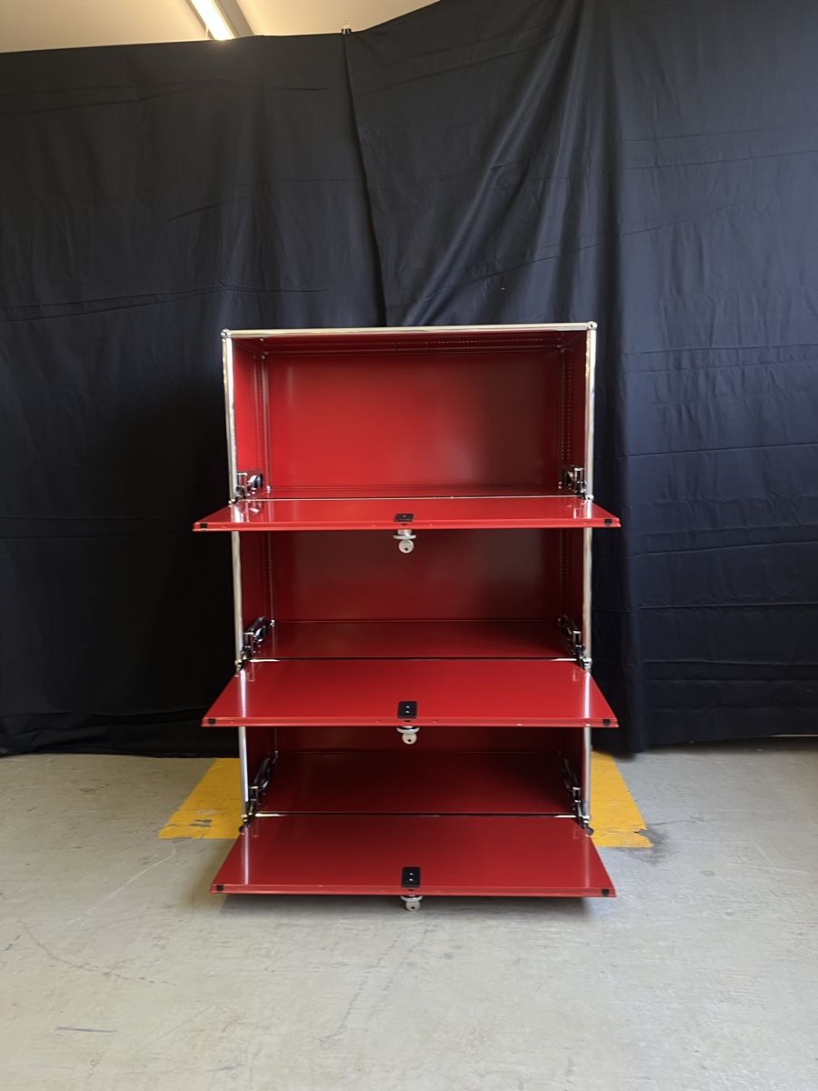 Scaffali: USM Haller Sideboard rot – Usato da Luzern venduto da B-R 3