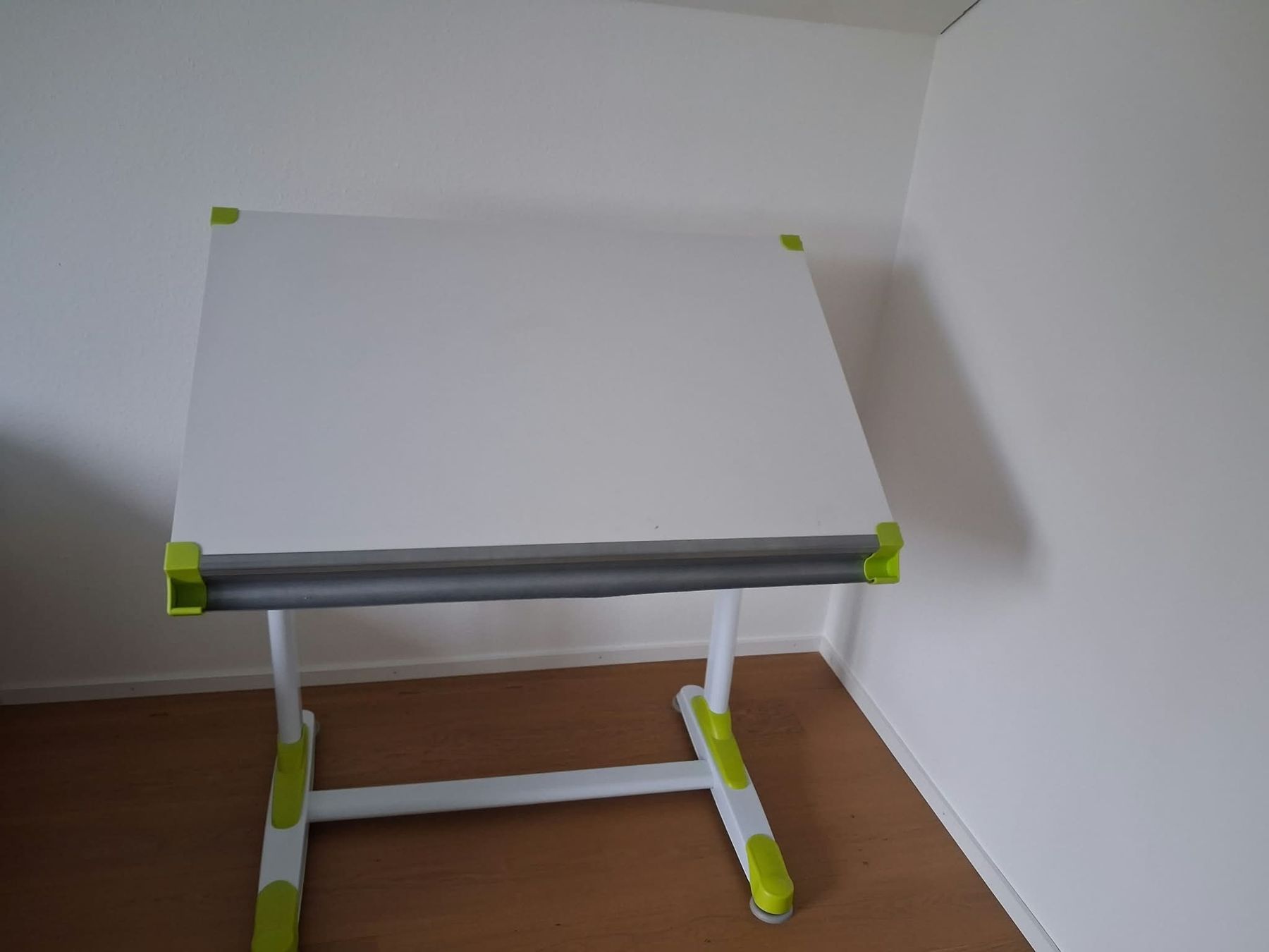 Scrivanie: Kinder-Bürotisch – Usato da Bubendorf venduto da ros_7hct 1