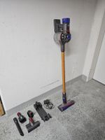Dyson V8 Akku-Staubsauger – gebraucht, guter Zustand