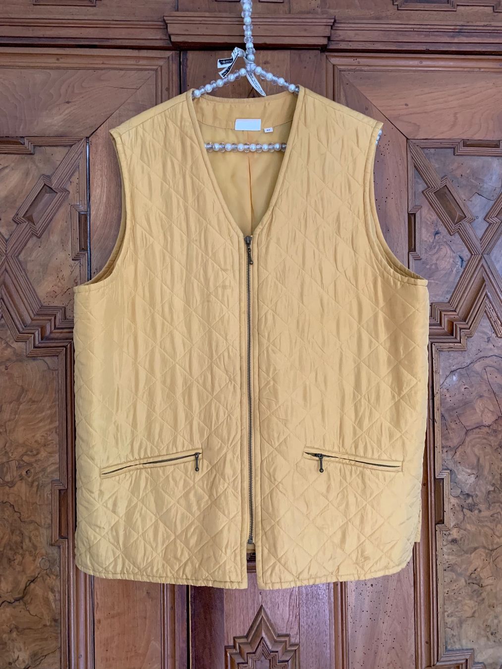 Gilets & Westen: VINTAGE CHRIS LINE Weste 100% Seide Größe: 42DE – Gebraucht aus Interlaken von Bona55
