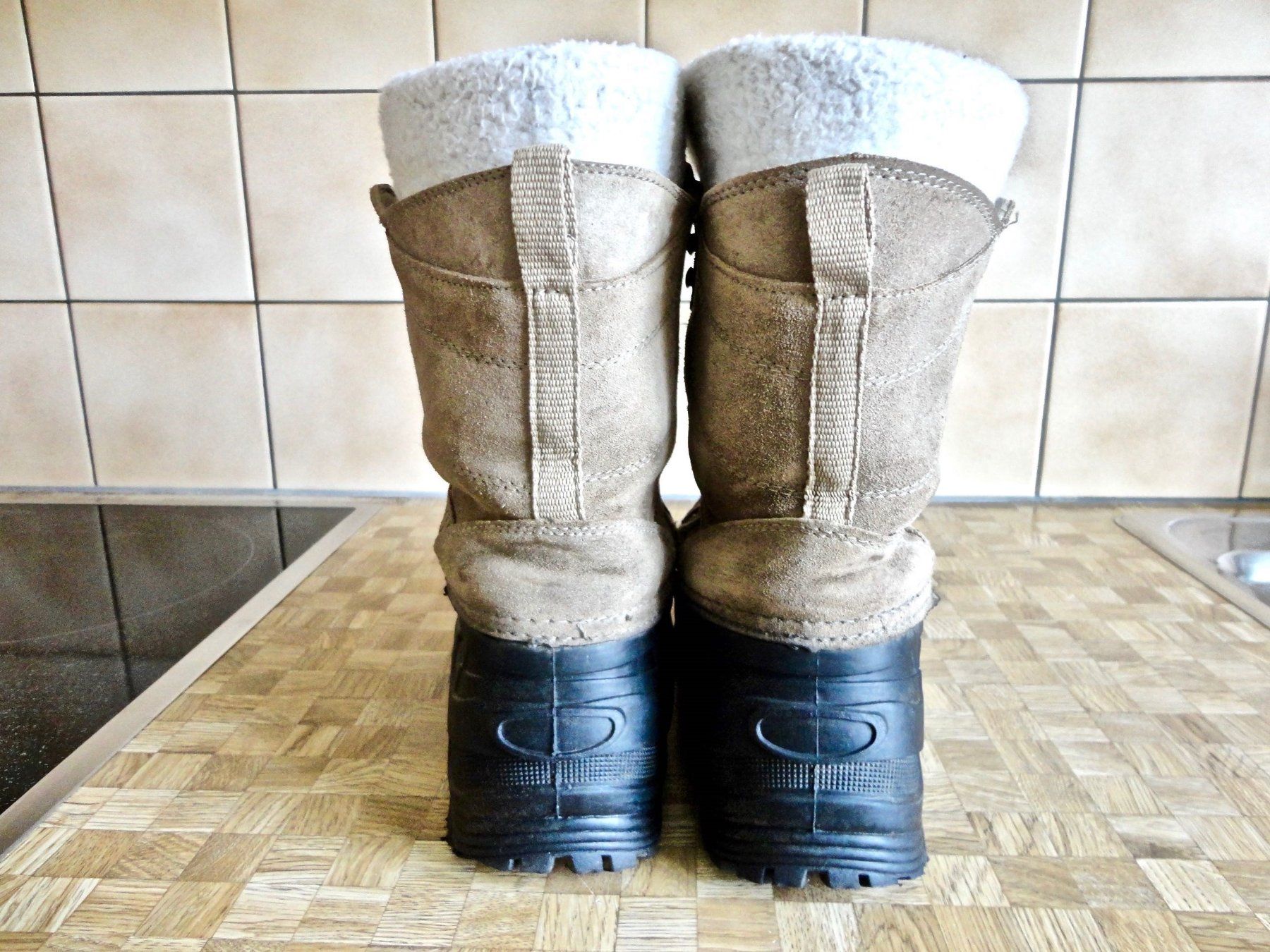 Kamik Damenschuhe: Kamik Winterstiefel / - Boots Gr.  38 – Defekt aus Dottikon von Facehugger2012 3