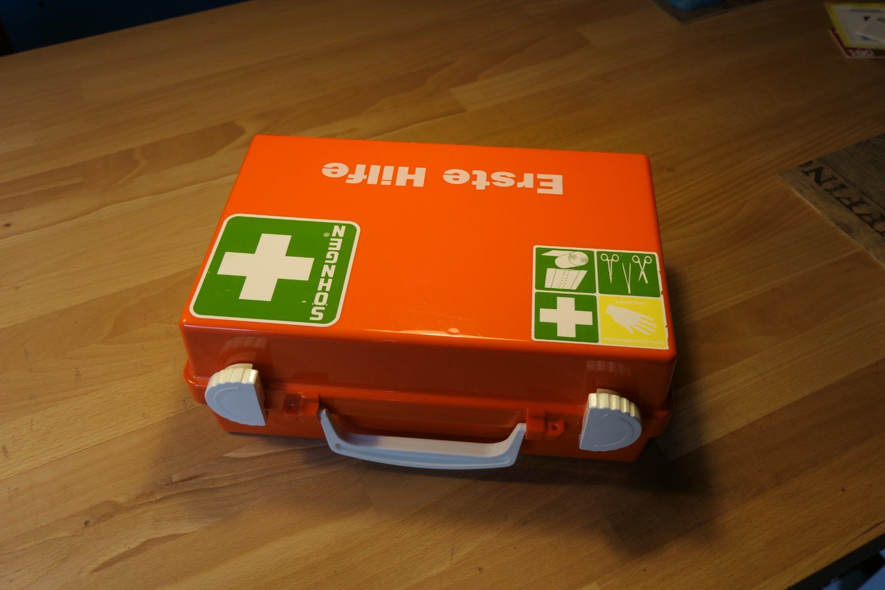 Mallettes de secours: Erste Hilfekoffer – D'occasion à Nesselnbach par Oli_yukon 3