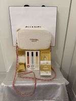 Chanel Beauté Necessaire Tasche inkl Zugabe