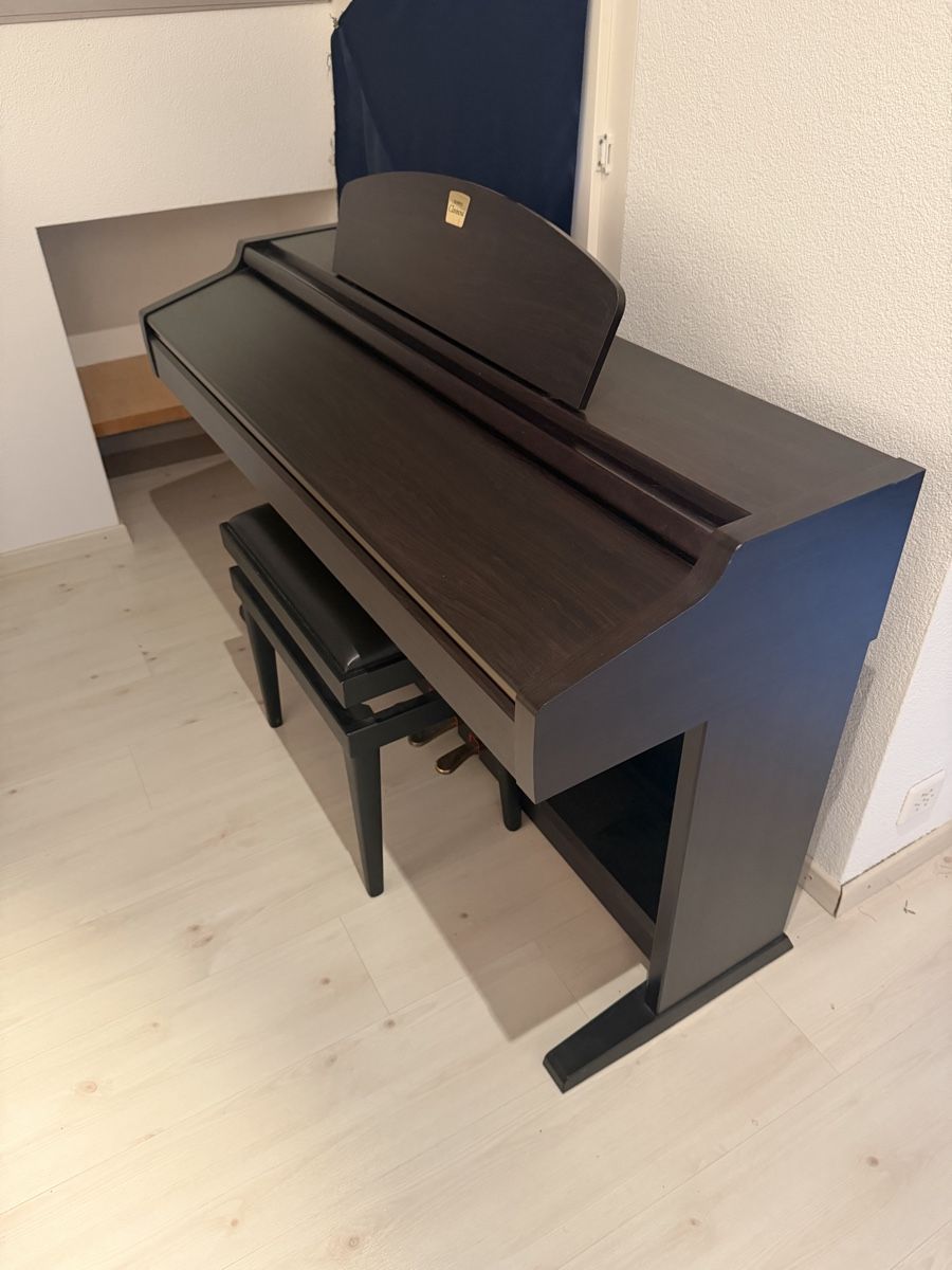Yamaha Musikinstrumente: YAMAHA Clavinova CLP-930 – Gebraucht aus Emmenbrücke von jea_gr9x