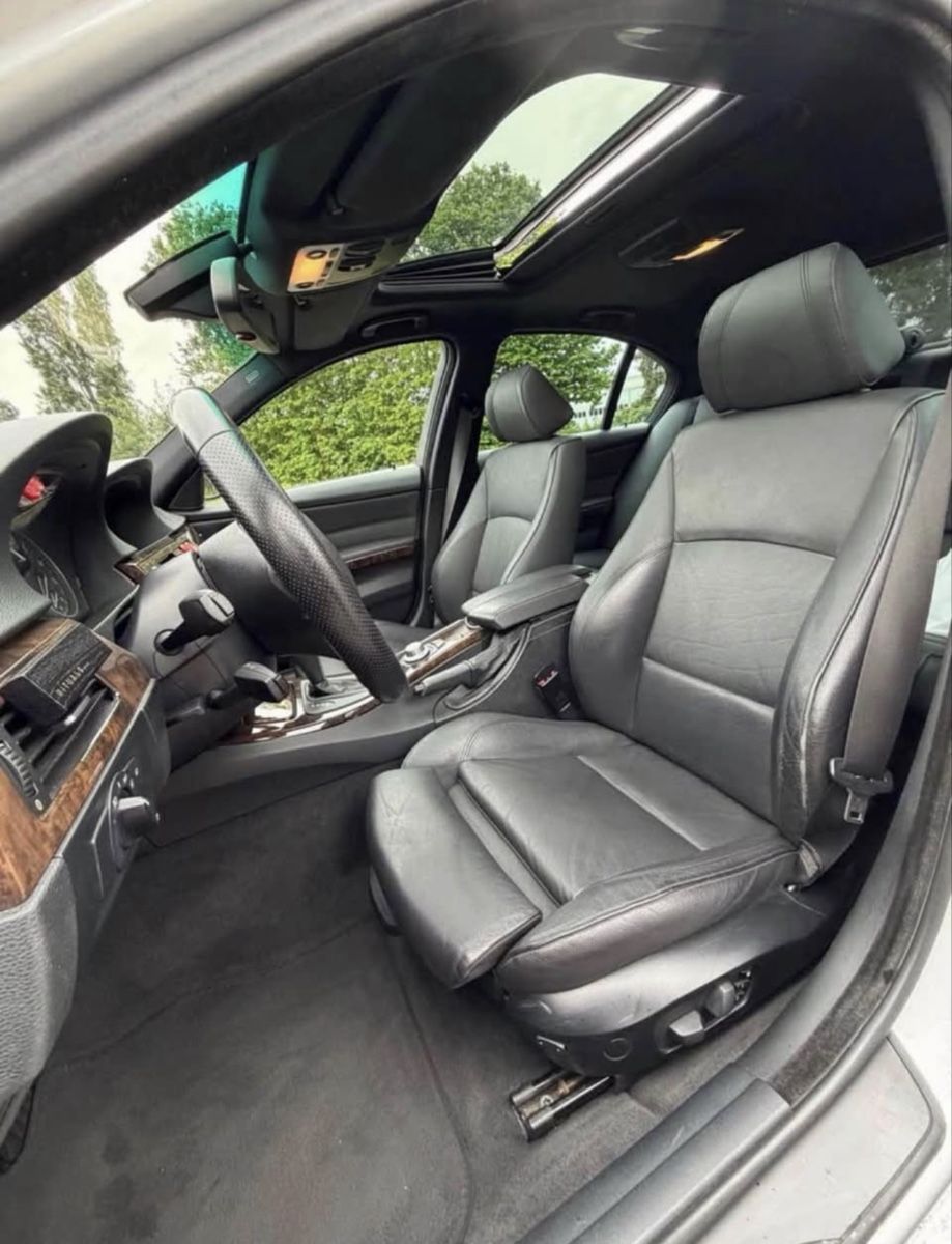 BMW Automobili: Bmw 325xi – Usato da Schaffhausen venduto da F06M 5