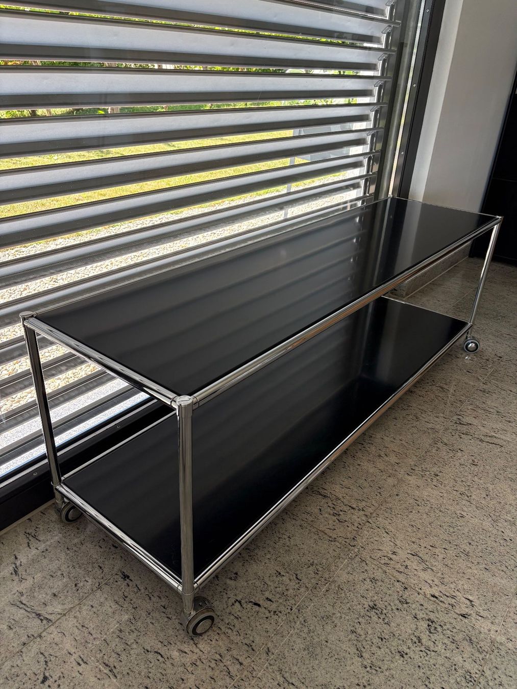 Pfister Meubles TV: TV-Möbel Quadro – D'occasion à Hauptwil par McDudley 1
